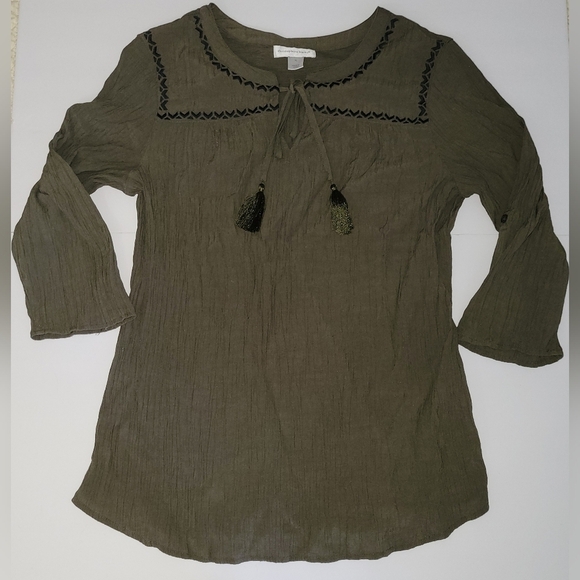 Christopher & Banks green keyhole front tie peasant long sleeve top - Picture 1 of 10
